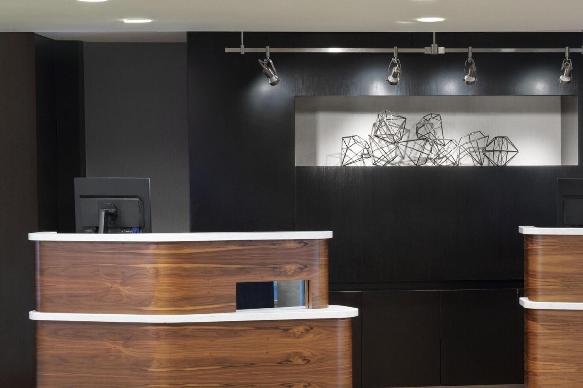 Courtyard By Marriott Tarrytown Westchester County Exterior photo